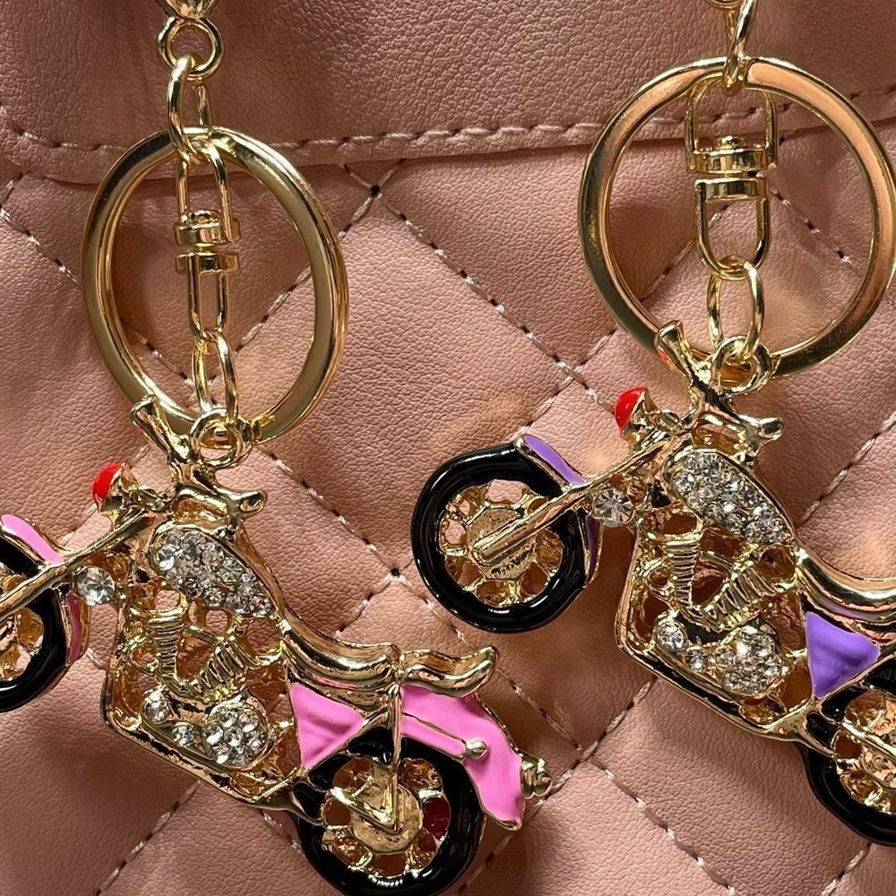 Pink l Rhinestone l Motorcycle l Bag charm Key ring l Also in Purple & Red l New
